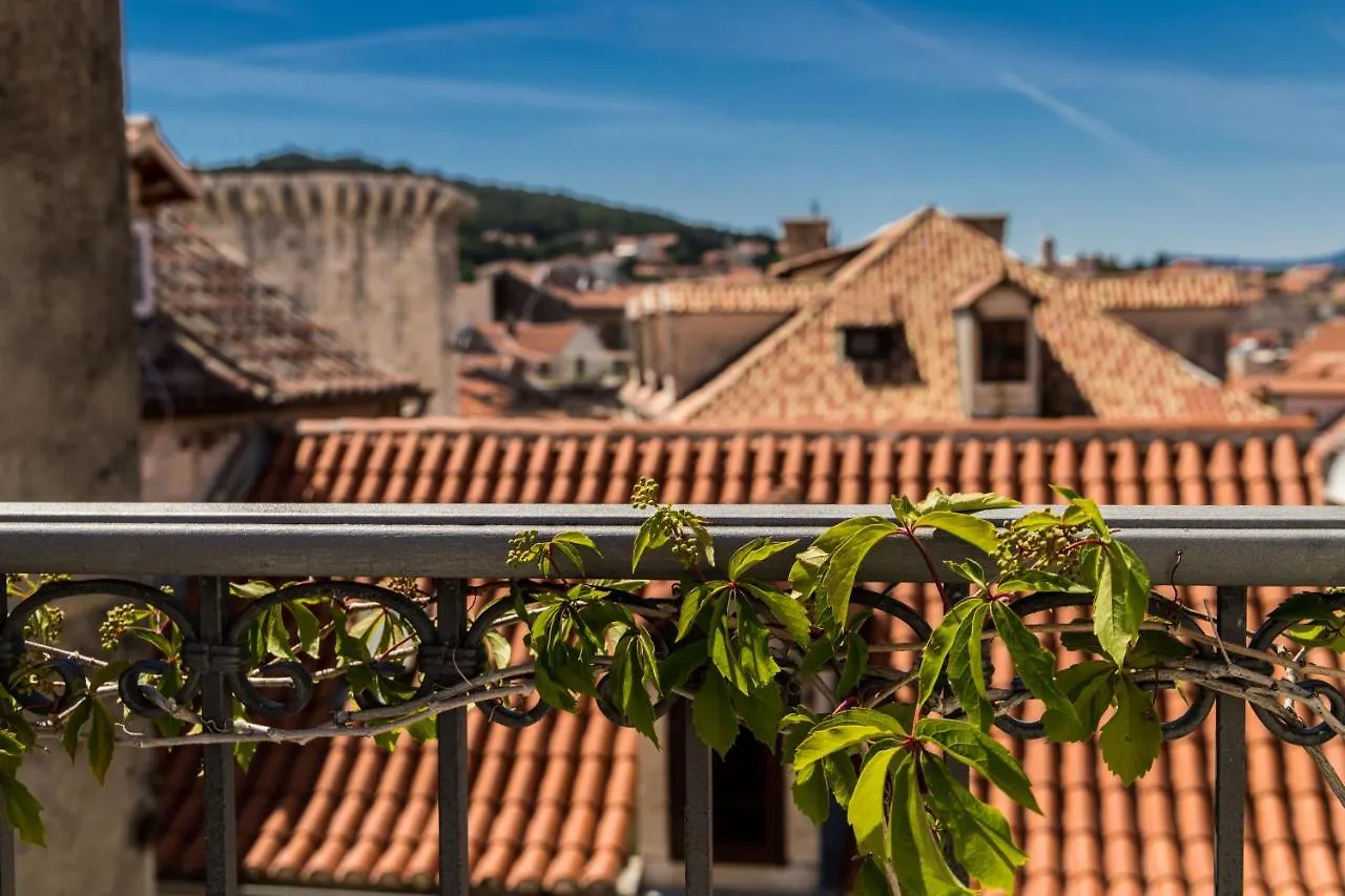 Slavija Culture Heritage Hotel Split 4*,