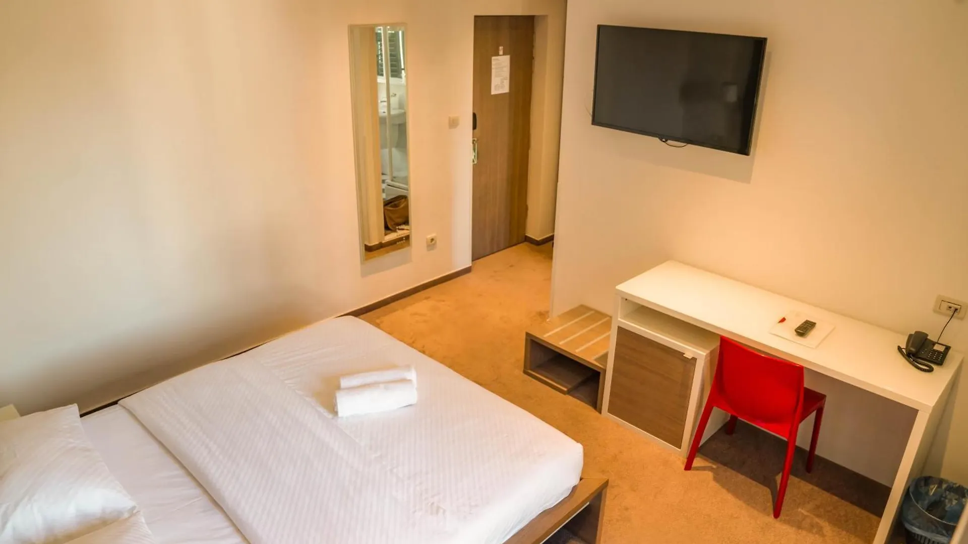 Slavija Culture Heritage Hotel Split 4*,