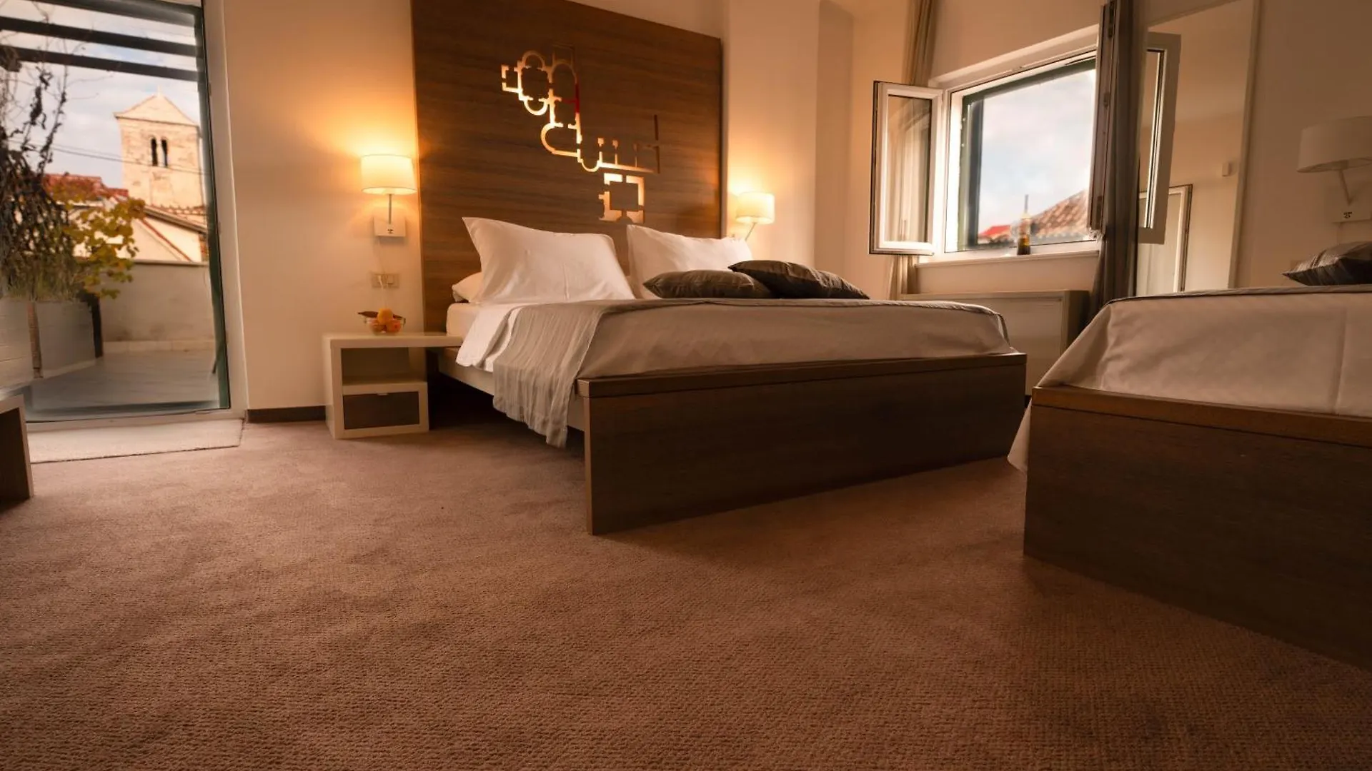 Slavija Culture Heritage Hotel Split 4*,