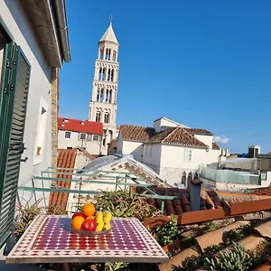 Pensionat Malena Palace Experience