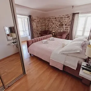 Appartement Private In Diocletians Palace, Split
