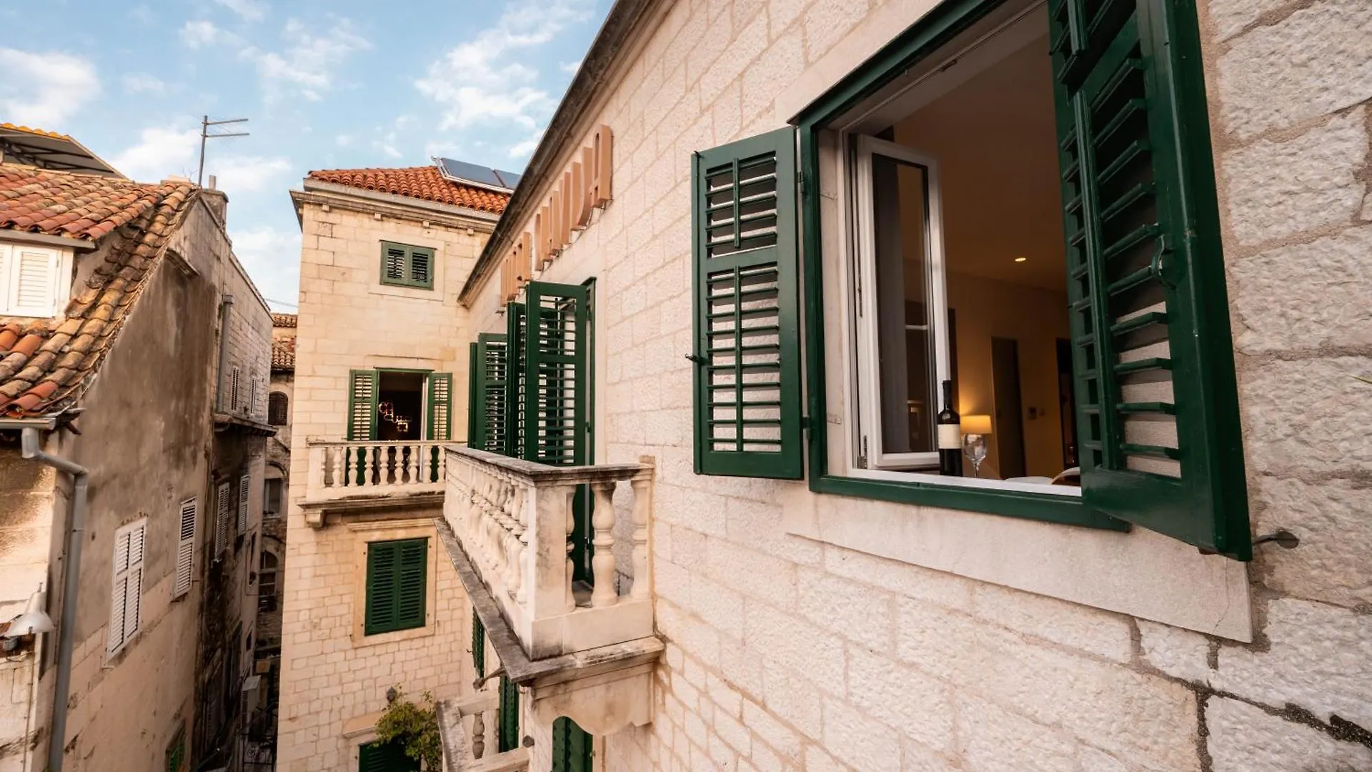 ****  Slavija Culture Heritage Hotel Split Croacia